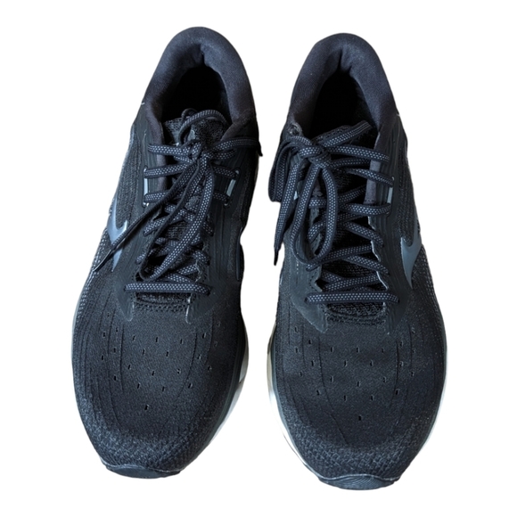 Mizuno Wave Sky 5 Black Running Shoe Size 10.5 EUC - Picture 3 of 7